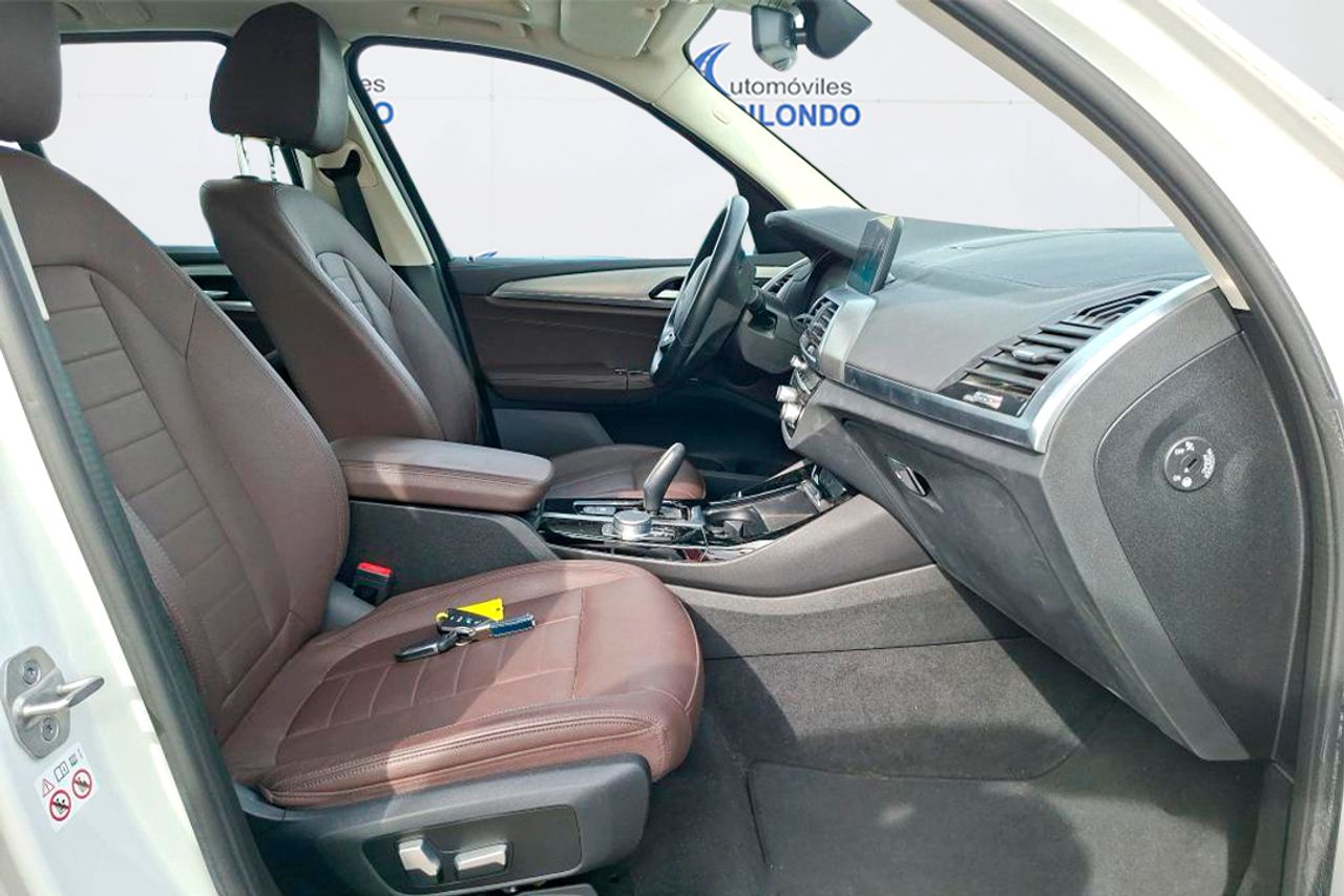 BMW X3 xDrive20d Luxury - Foto 8