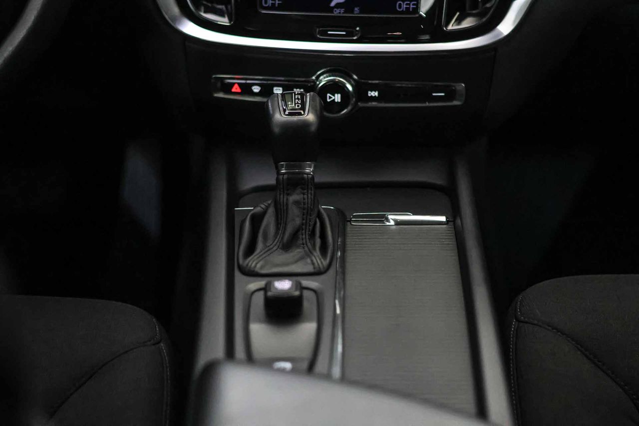 Volvo V60 2.0 D3 Auto - Foto 41