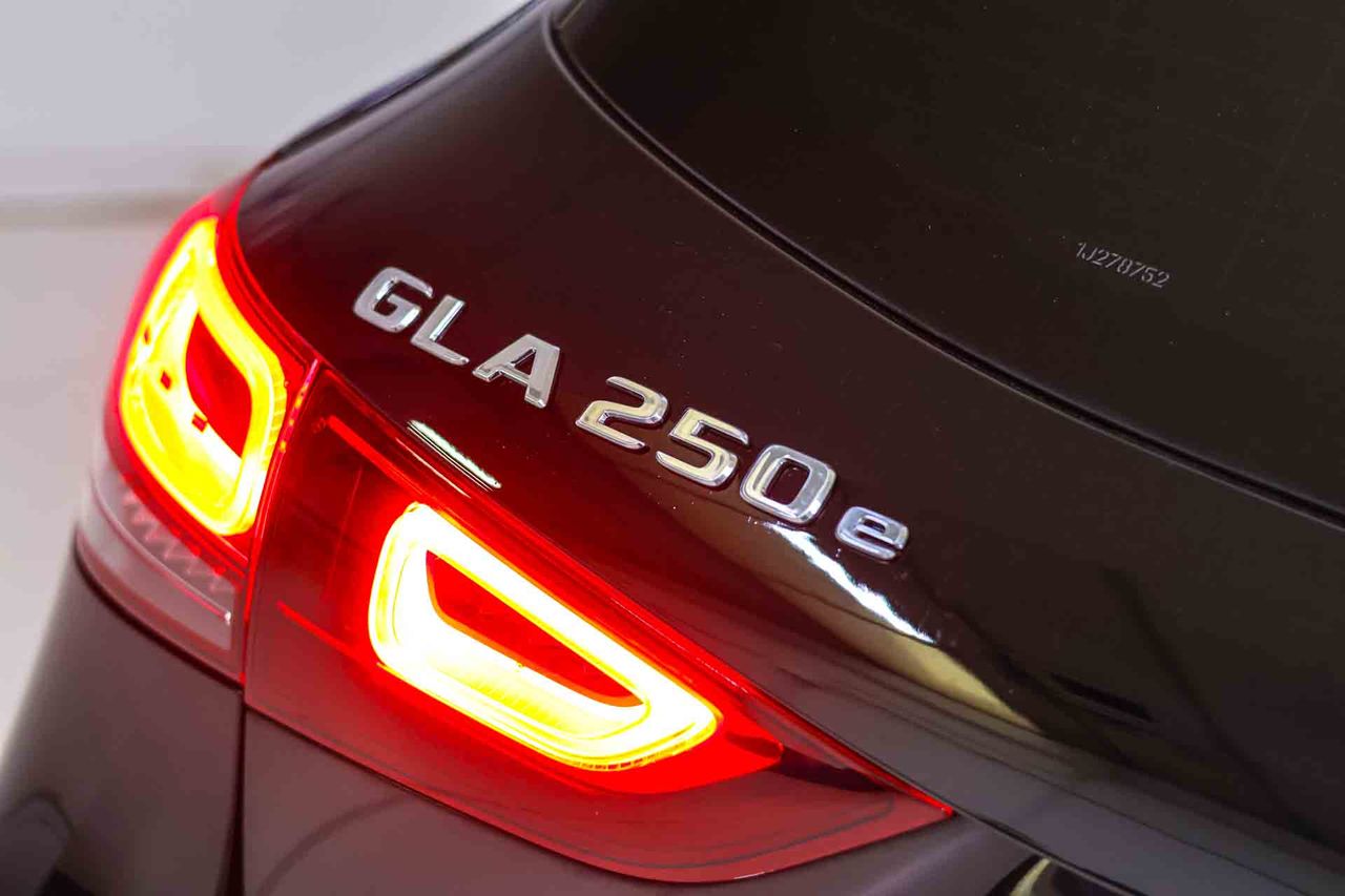 Mercedes GLA GLA 250 e - Foto 13