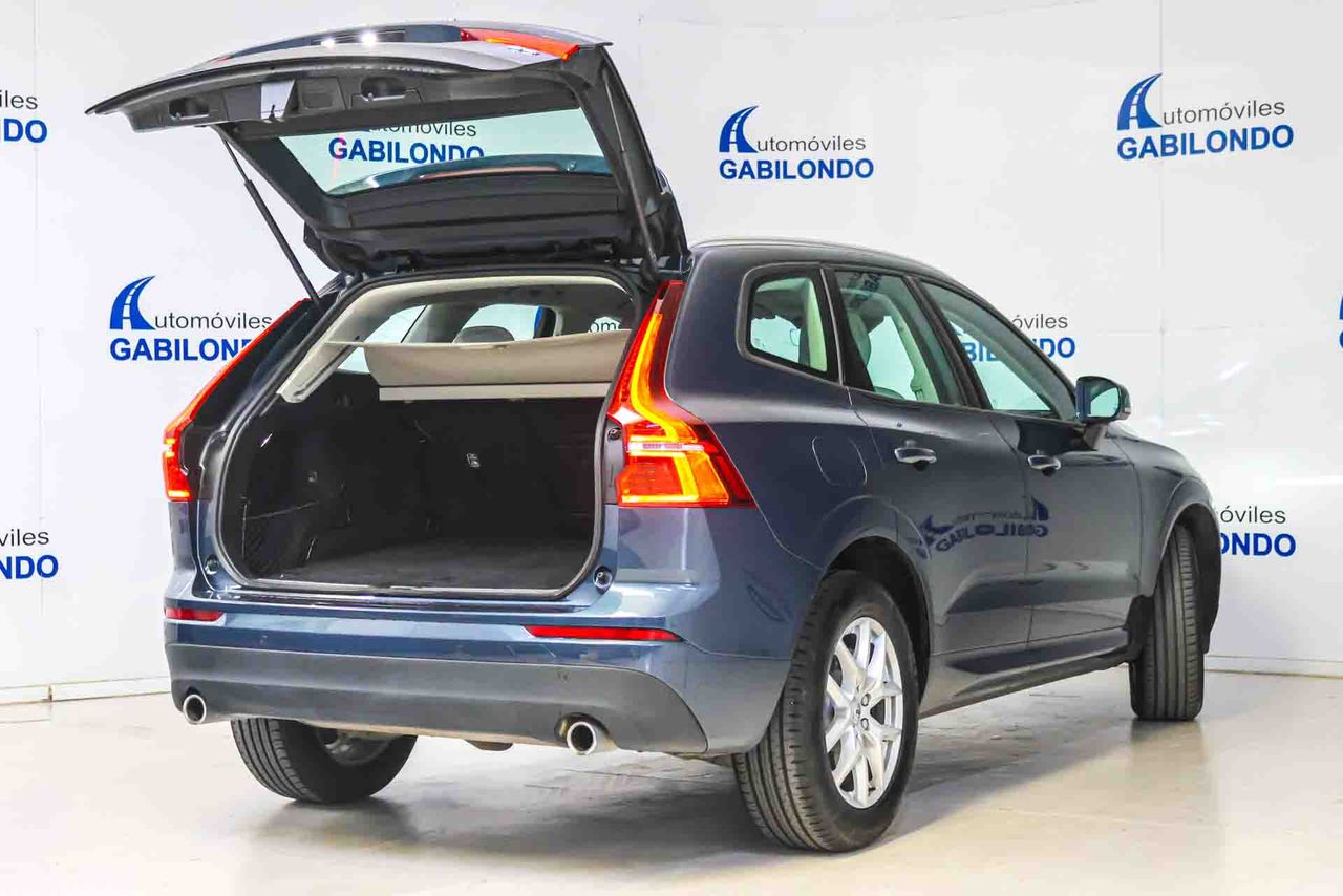 Volvo XC60 2.0 B4 G Momentum Auto - Foto 17
