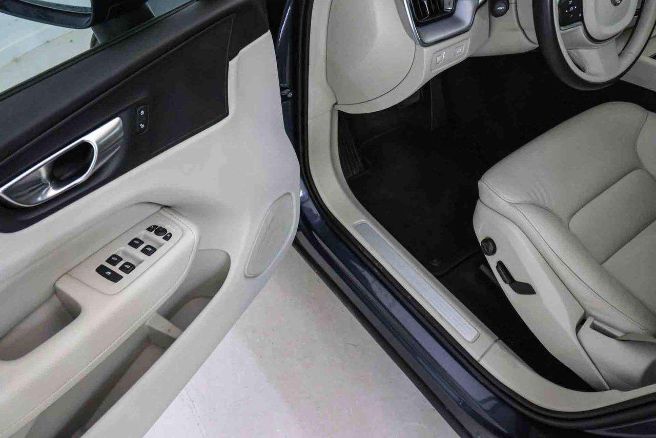 Volvo XC60 2.0 B4 D AWD Inscription Auto - Foto 28