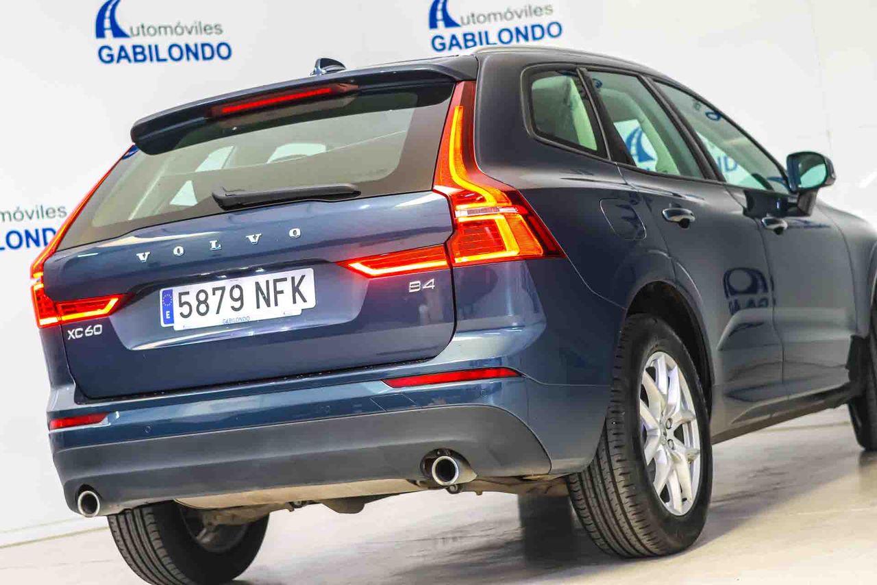 Volvo XC60 2.0 B4 G Momentum Auto - Foto 25