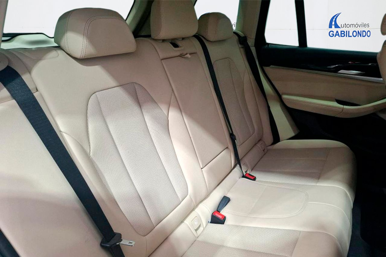 BMW X3 xDrive30e xLine - Foto 9