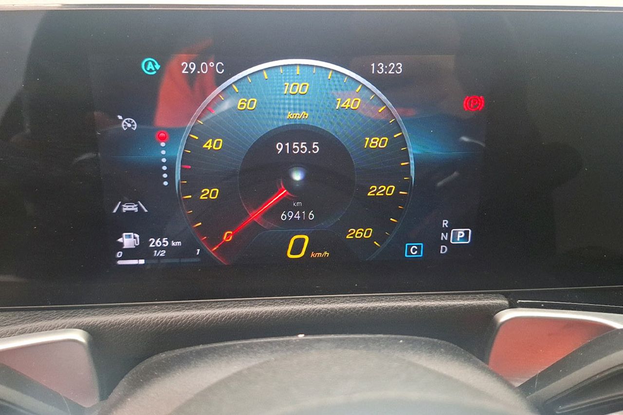 Mercedes GLB 2.0 GLB 200 D DCT 110KW (150CV) Techo panorámico y 7 plazas - Foto 4