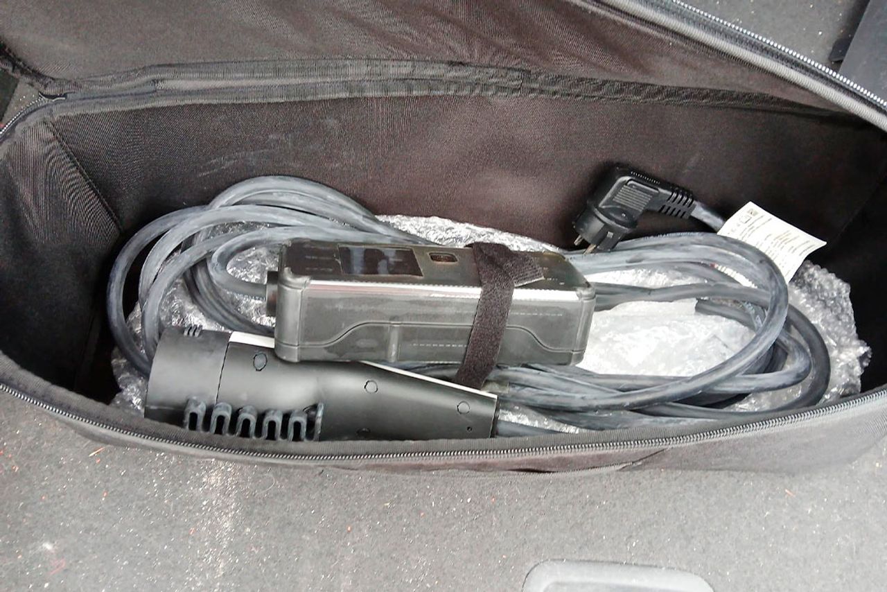 Hyundai IONIQ 1.6 GDI PHEV Tecno DCT - Foto 9