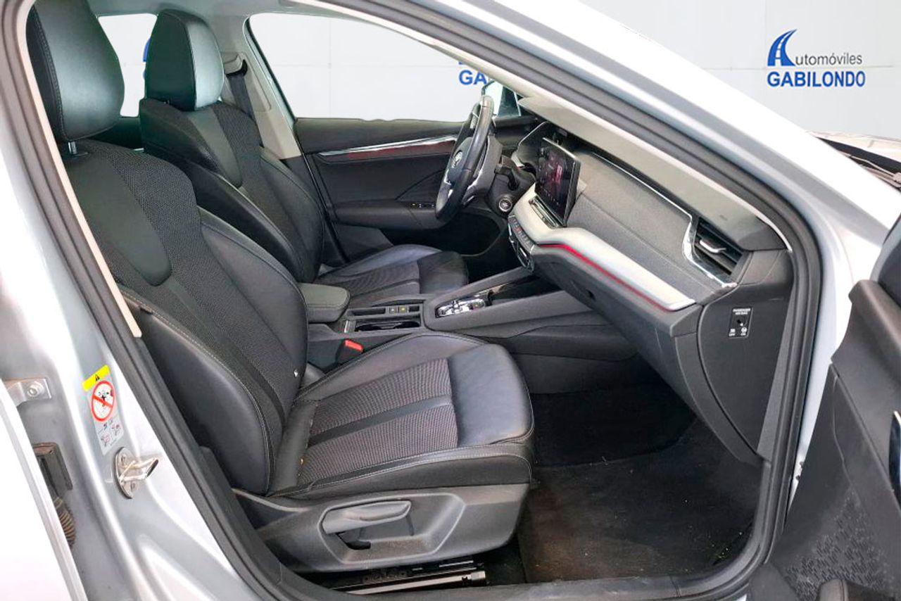 Skoda Octavia Combi 1.4 TSI 150kW(204CV)DSG PHEV Style - Foto 6