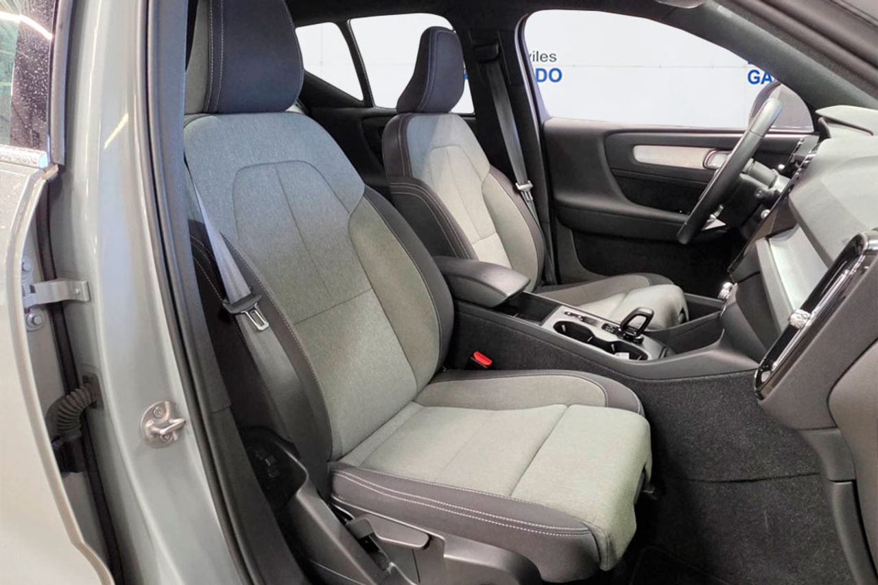 Volvo XC40 1.5 T4 Recharge PHEV Core Auto - Foto 5