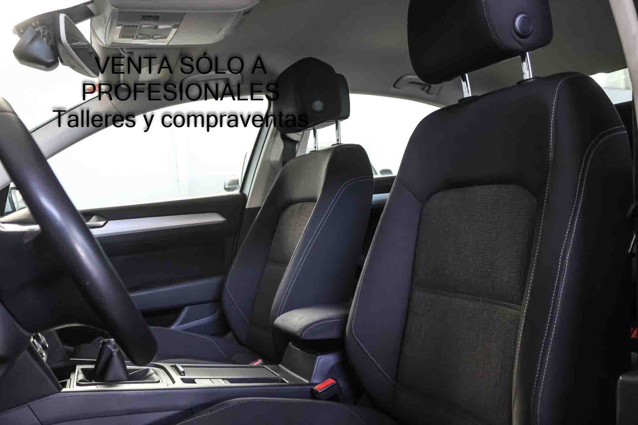 Volkswagen Passat BlueMotion 1.6 TDI 120CV - Foto 13