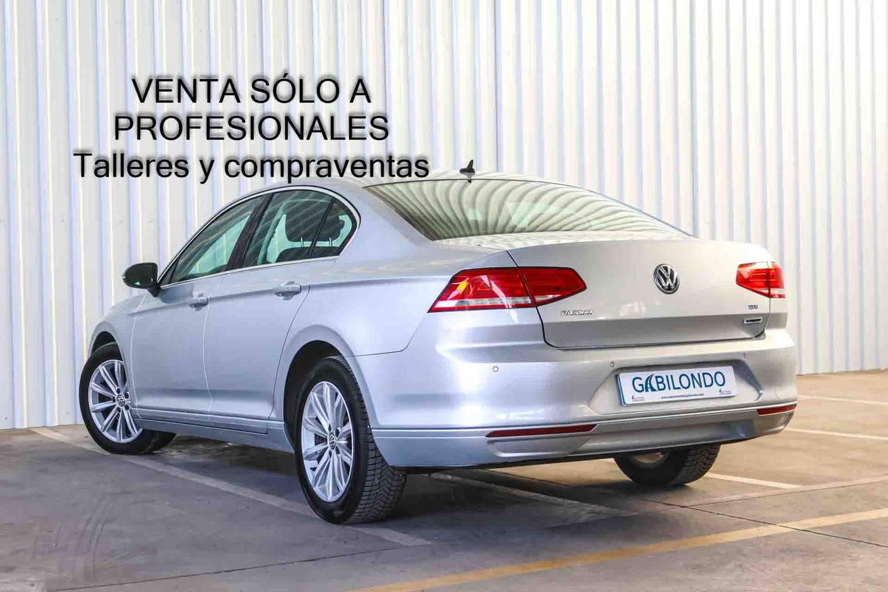 Volkswagen Passat BlueMotion 1.6 TDI 120CV - Foto 7