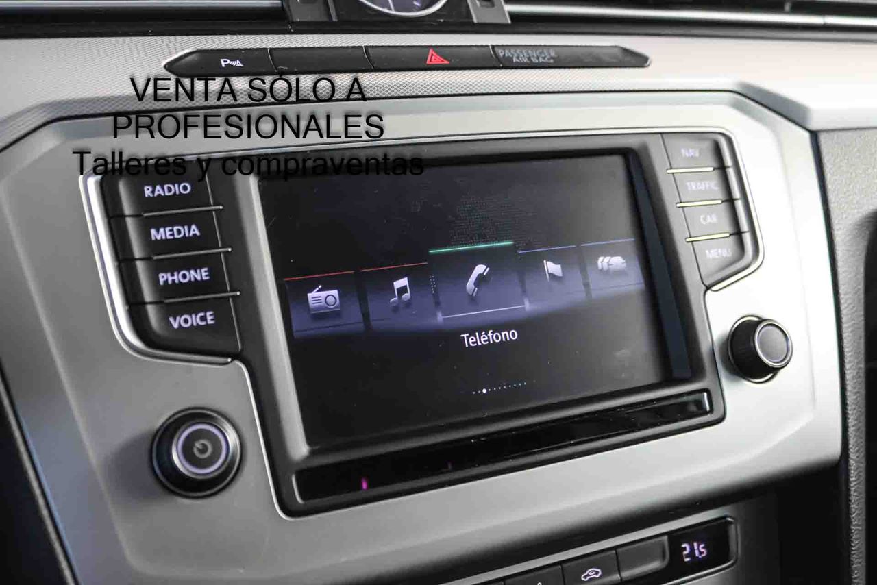 Volkswagen Passat BlueMotion 1.6 TDI 120CV - Foto 23