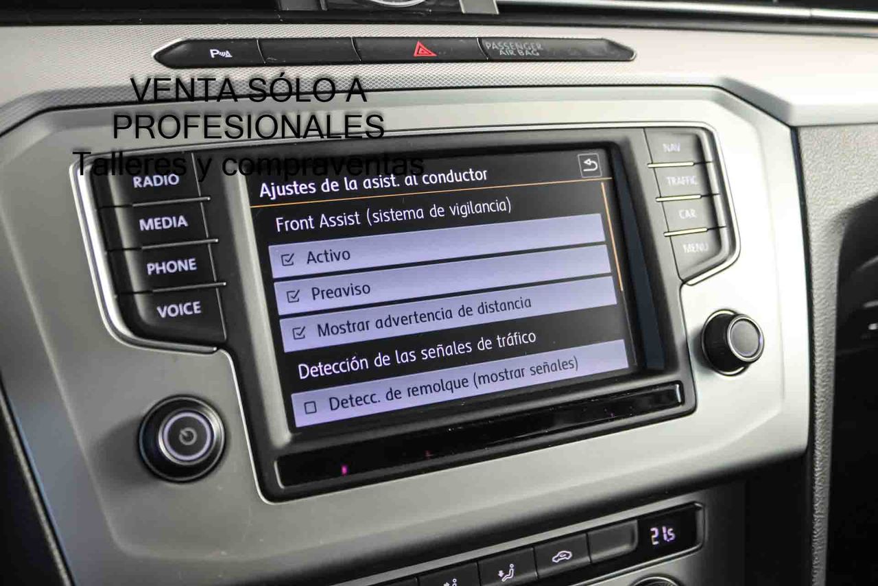 Volkswagen Passat BlueMotion 1.6 TDI 120CV - Foto 24