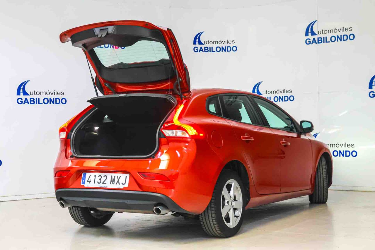Volvo V40 2.0 D2 Kinetic - Foto 18
