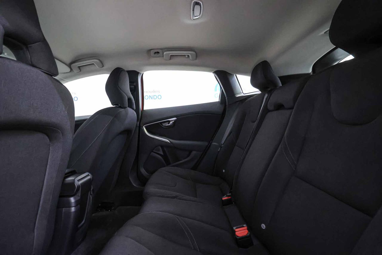 Volvo V40 2.0 D2 Kinetic - Foto 48