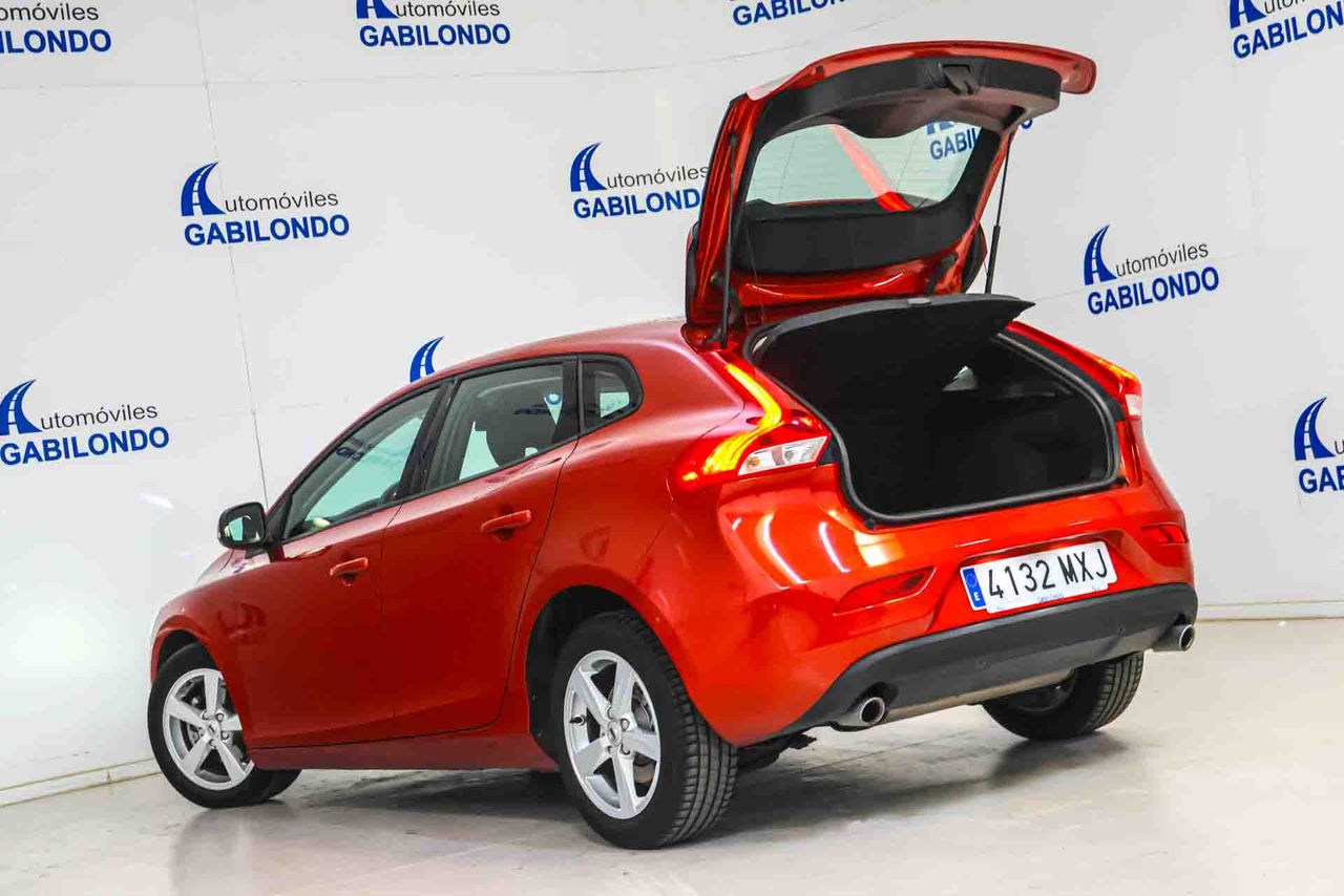 Volvo V40 2.0 D2 Kinetic - Foto 22