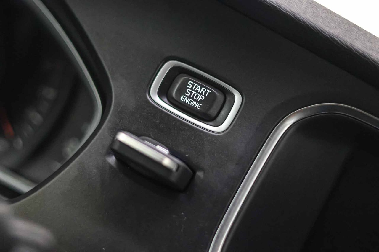 Volvo V40 2.0 D2 Kinetic - Foto 41