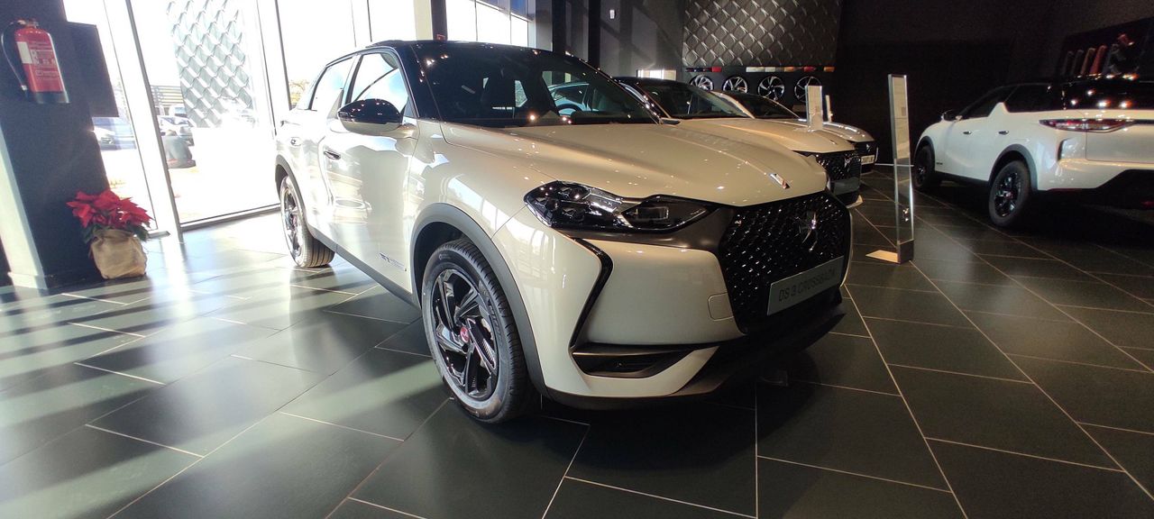 ds automobiles ds 3 2022 / foto grande (3)