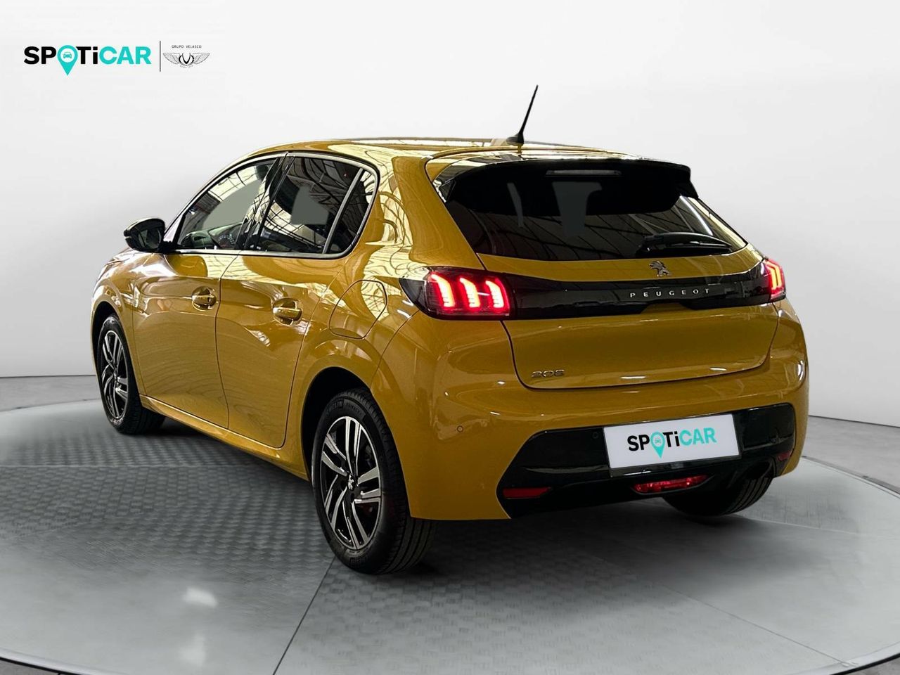 peugeot 208 2022 / foto grande (3)