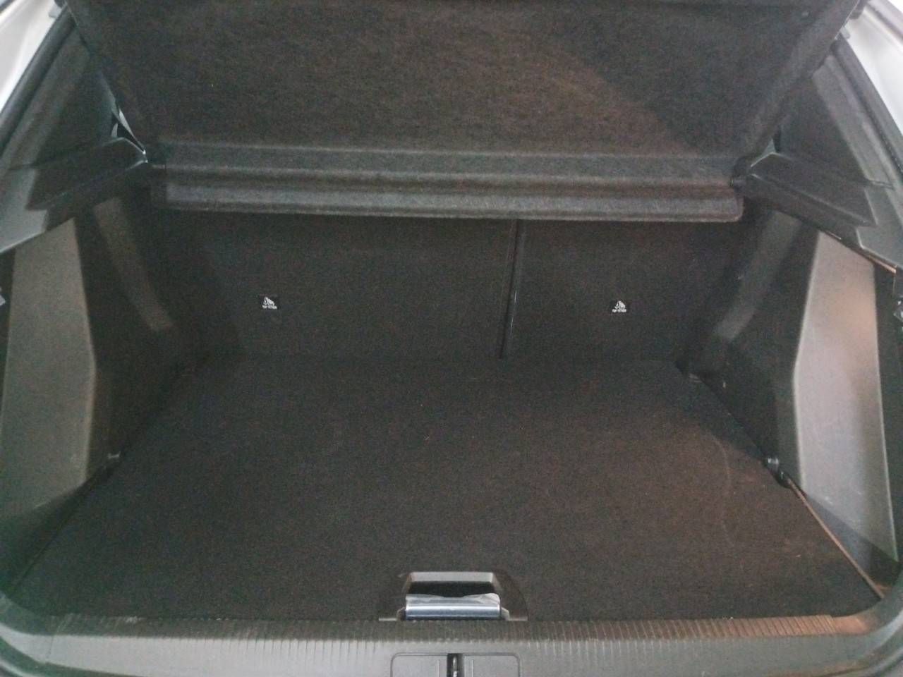 Peugeot 2008 Puretech 130 S&S EAT8 GT - foto 6