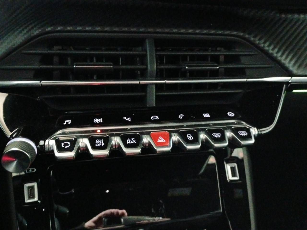 Peugeot 2008 Puretech 130 S&S EAT8 GT - foto 20